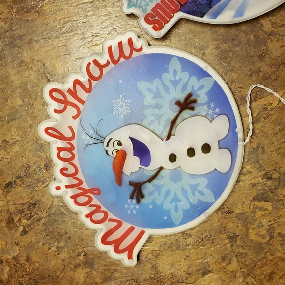 Set of 2 Olaf Light Up Decor - Picture 2 of 3